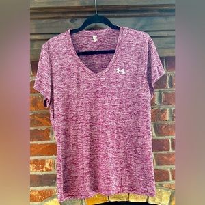 Perfect Under Armour workout t shirt!  Size XL